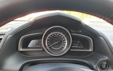 Mazda 3, 2015 год, 1 300 000 рублей, 9 фотография