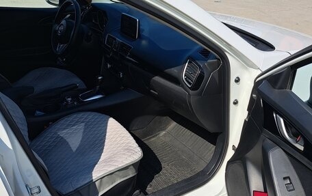 Mazda 3, 2015 год, 1 300 000 рублей, 7 фотография