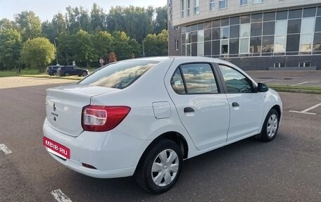 Renault Logan II, 2017 год, 560 000 рублей, 4 фотография