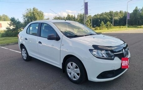 Renault Logan II, 2017 год, 560 000 рублей, 2 фотография