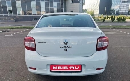 Renault Logan II, 2017 год, 560 000 рублей, 10 фотография