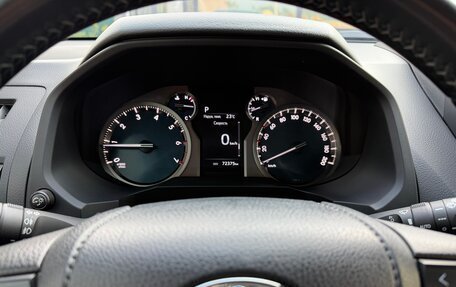 Toyota Land Cruiser Prado 150 рестайлинг 2, 2022 год, 6 200 000 рублей, 13 фотография