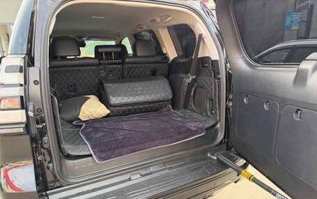 Toyota Land Cruiser Prado 150 рестайлинг 2, 2022 год, 6 200 000 рублей, 14 фотография
