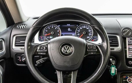 Volkswagen Touareg III, 2013 год, 1 750 000 рублей, 15 фотография