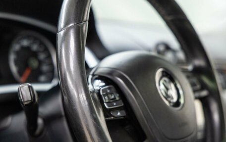 Volkswagen Touareg III, 2013 год, 1 750 000 рублей, 30 фотография