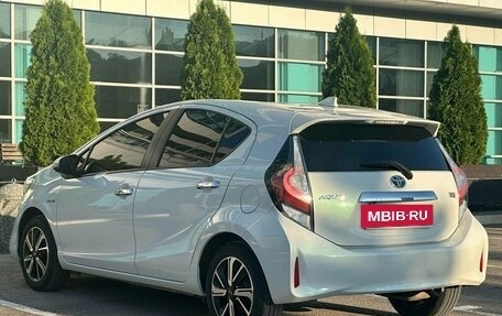 Toyota Aqua I, 2018 год, 1 125 000 рублей, 4 фотография
