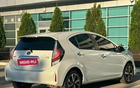 Toyota Aqua I, 2018 год, 1 125 000 рублей, 6 фотография