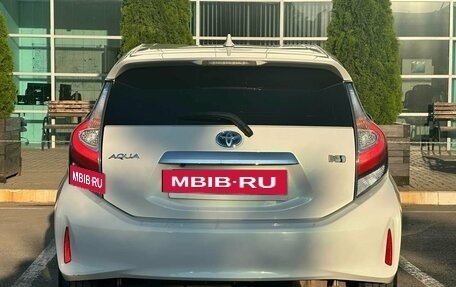 Toyota Aqua I, 2018 год, 1 125 000 рублей, 5 фотография