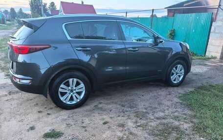 KIA Sportage IV рестайлинг, 2018 год, 2 050 000 рублей, 4 фотография