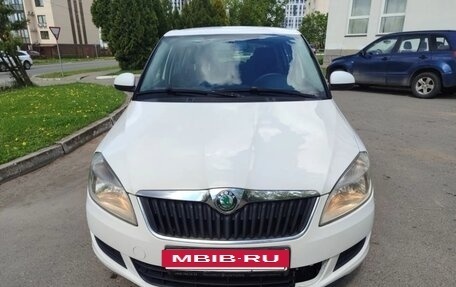 Skoda Fabia II, 2013 год, 430 000 рублей, 2 фотография