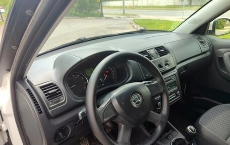 Skoda Fabia II, 2013 год, 430 000 рублей, 18 фотография