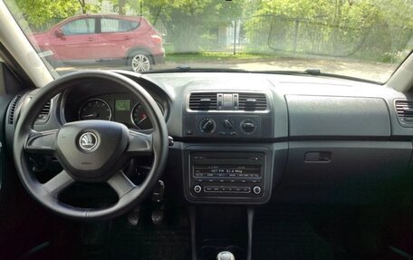 Skoda Fabia II, 2013 год, 430 000 рублей, 23 фотография