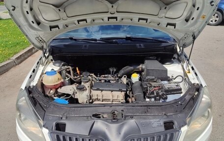 Skoda Fabia II, 2013 год, 430 000 рублей, 27 фотография