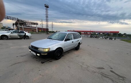 Toyota Corolla, 2001 год, 210 000 рублей, 16 фотография