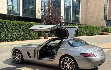 Mercedes-Benz SLS AMG, 2010 год, 35 000 000 рублей, 2 фотография