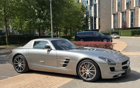Mercedes-Benz SLS AMG, 2010 год, 35 000 000 рублей, 13 фотография