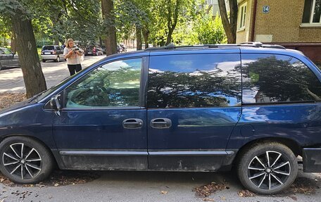 Dodge Caravan III, 2000 год, 125 000 рублей, 2 фотография
