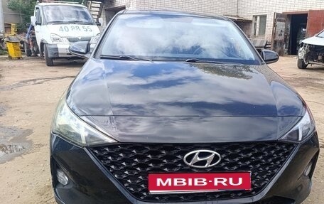 Hyundai Solaris II рестайлинг, 2022 год, 1 500 000 рублей, 1 фотография