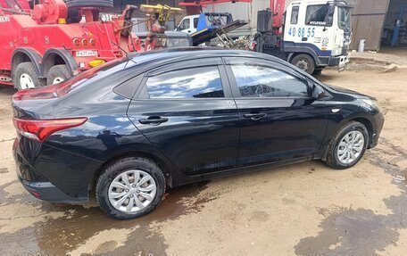 Hyundai Solaris II рестайлинг, 2022 год, 1 500 000 рублей, 3 фотография