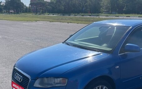 Audi A4, 2006 год, 550 000 рублей, 15 фотография