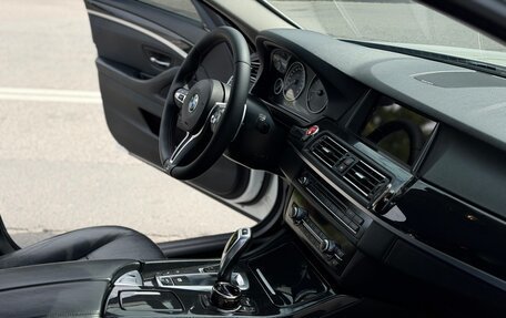 BMW 5 серия, 2013 год, 2 100 000 рублей, 24 фотография
