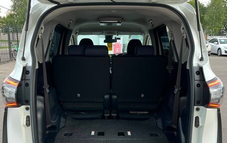 Toyota Sienta II, 2017 год, 1 449 999 рублей, 13 фотография