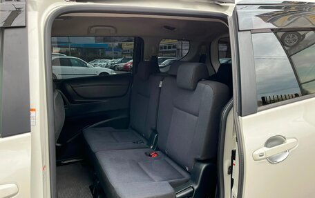 Toyota Sienta II, 2017 год, 1 449 999 рублей, 11 фотография