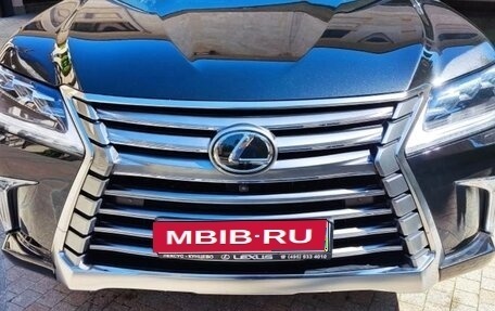 Lexus LX III, 2017 год, 7 200 000 рублей, 1 фотография
