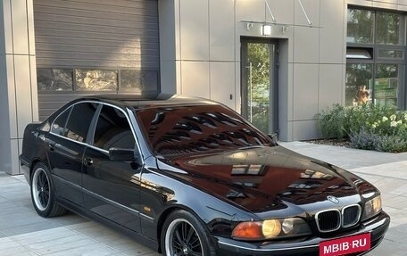 BMW 5 серия, 1996 год, 560 000 рублей, 1 фотография