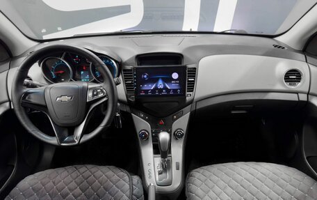 Chevrolet Cruze II, 2012 год, 699 900 рублей, 8 фотография