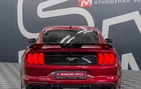 Ford Mustang VI рестайлинг, 2020 год, 3 149 900 рублей, 7 фотография
