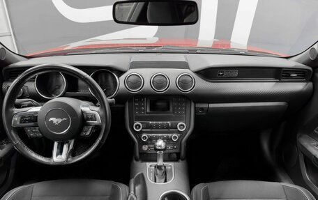 Ford Mustang VI рестайлинг, 2020 год, 3 149 900 рублей, 10 фотография