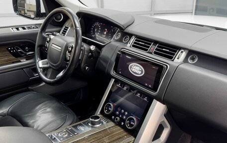 Land Rover Range Rover IV рестайлинг, 2018 год, 5 699 900 рублей, 13 фотография