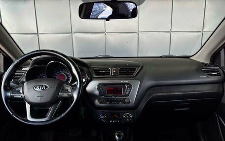 KIA Rio III рестайлинг, 2013 год, 919 000 рублей, 13 фотография