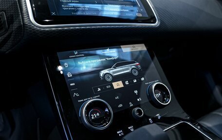 Land Rover Range Rover Velar I, 2022 год, 7 290 000 рублей, 17 фотография