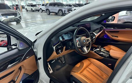 BMW 5 серия, 2021 год, 5 300 000 рублей, 5 фотография