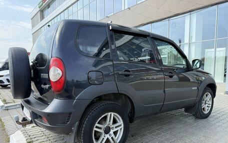 Chevrolet Niva I рестайлинг, 2018 год, 590 420 рублей, 17 фотография