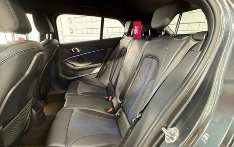 BMW 1 серия, 2020 год, 2 495 000 рублей, 3 фотография