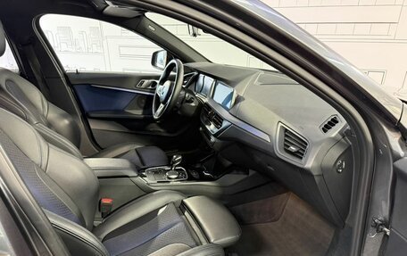 BMW 1 серия, 2020 год, 2 495 000 рублей, 24 фотография