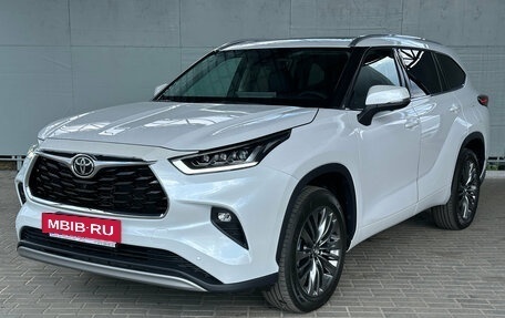 Toyota Highlander, 2026 год, 5 600 000 рублей, 3 фотография