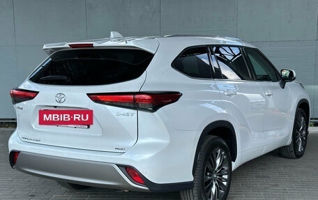 Toyota Highlander, 2026 год, 5 600 000 рублей, 7 фотография