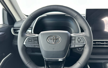 Toyota Highlander, 2026 год, 5 600 000 рублей, 17 фотография