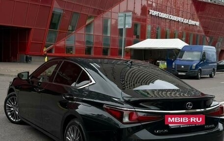 Lexus ES VII, 2020 год, 3 500 000 рублей, 10 фотография