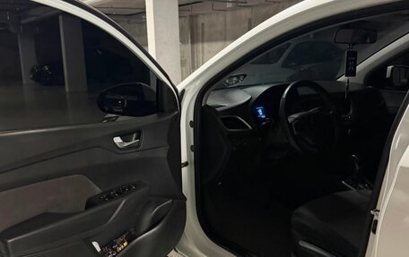 Hyundai Solaris II рестайлинг, 2018 год, 1 245 000 рублей, 6 фотография
