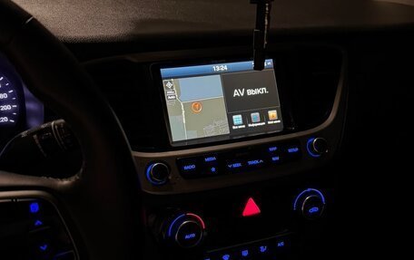 Hyundai Solaris II рестайлинг, 2018 год, 1 245 000 рублей, 11 фотография