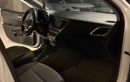 Hyundai Solaris II рестайлинг, 2018 год, 1 245 000 рублей, 38 фотография