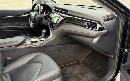 Toyota Camry, 2021 год, 2 900 000 рублей, 13 фотография