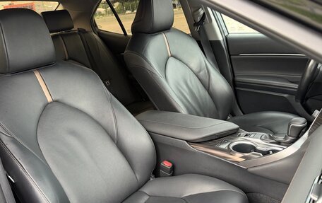 Toyota Camry, 2021 год, 2 900 000 рублей, 22 фотография