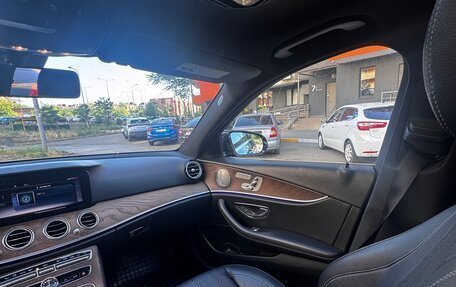 Mercedes-Benz E-Класс, 2018 год, 2 000 000 рублей, 12 фотография