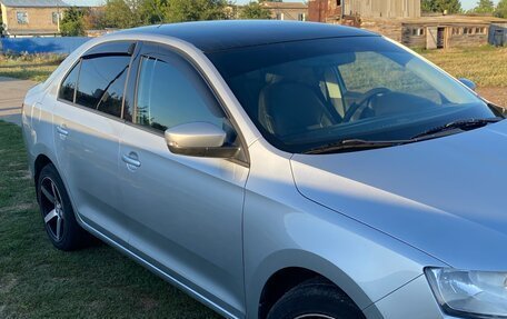 Skoda Rapid I, 2018 год, 750 000 рублей, 2 фотография